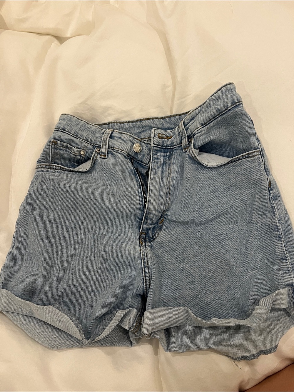 Denim cuffed shorts